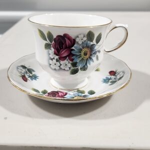 Queen Anne Floral Bone China Teacup and Saucer Set